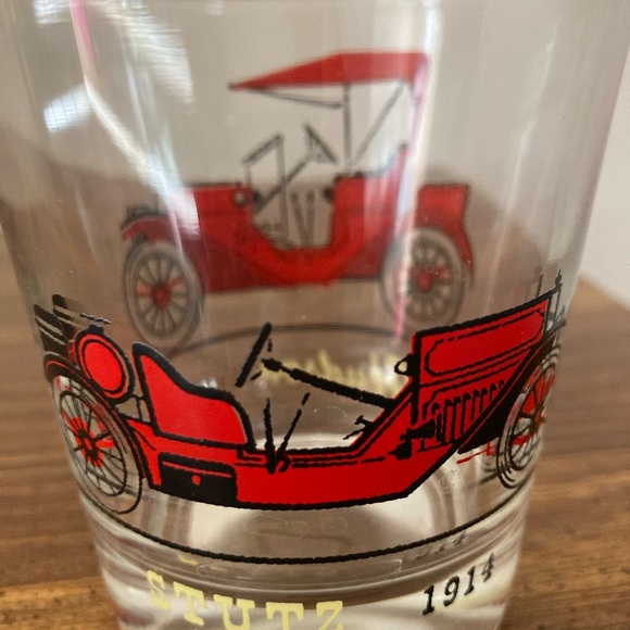 Classic Cars Drinking Glass Set - Picture 9 of 9